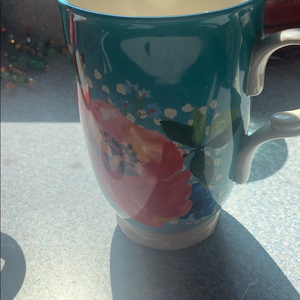 Coffee cups (2)
